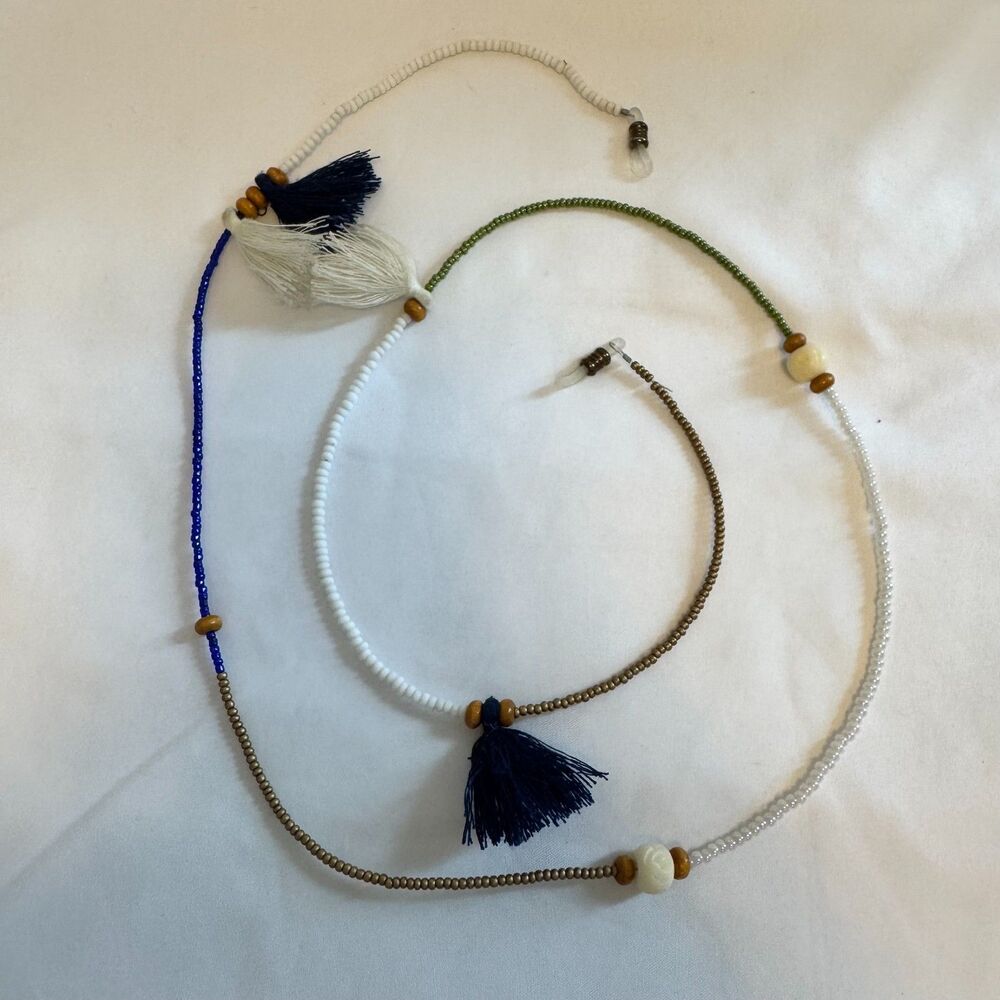 🌴 Handmade Beaded and Tasseled Sunglasses Frame Chain Strap - Picture 4 of 8